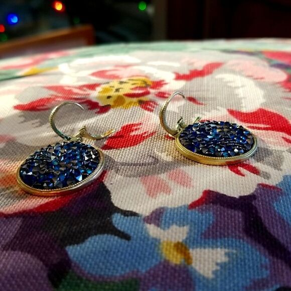 GORGEOUS BEAUTIFUL STUNNING BLUE DRUZY EARRINGS!!! NWOT!!! - Picture 1 of 1